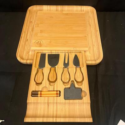 Bamboo Cheese Board Set, Cheese Cutter & More (K-MG)