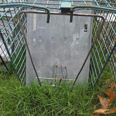 Sale Photo Thumbnail #529: 3 different size traps
Electric fence control