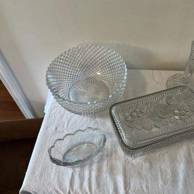 Assorted Clear Glass Lot (DR)