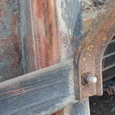 Three Wheelbarrows and More (Y-KD)