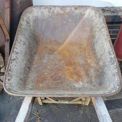Three Wheelbarrows and More (Y-KD)