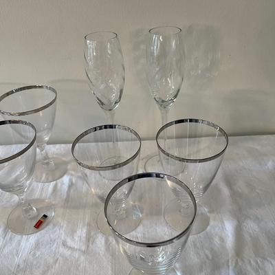 Fostoria Glasses and 2 Champagne Flutes (DR)