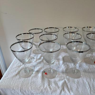 Fostoria Glasses and 2 Champagne Flutes (DR)