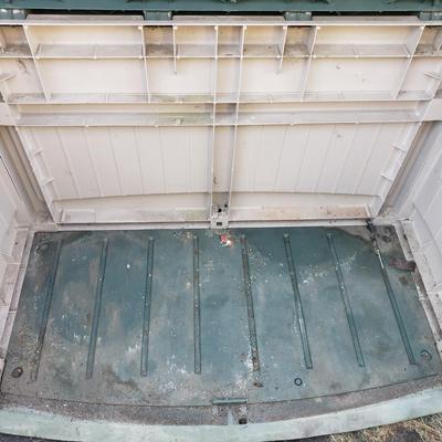 Suncast Outdoor Storage Cabinets (Y-KD)