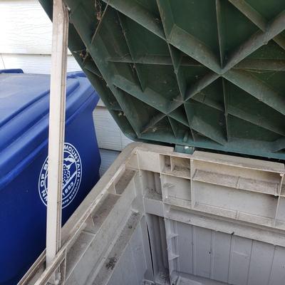 Suncast Outdoor Storage Cabinets (Y-KD)