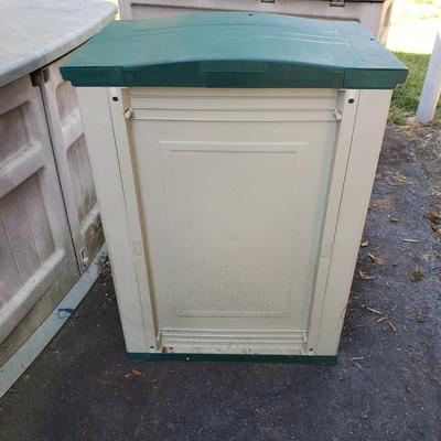 Suncast Outdoor Storage Cabinets (Y-KD)
