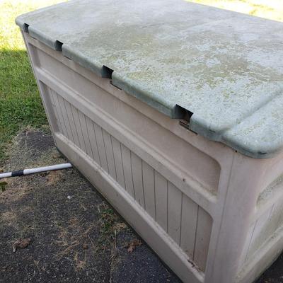 Suncast Outdoor Storage Cabinets (Y-KD)