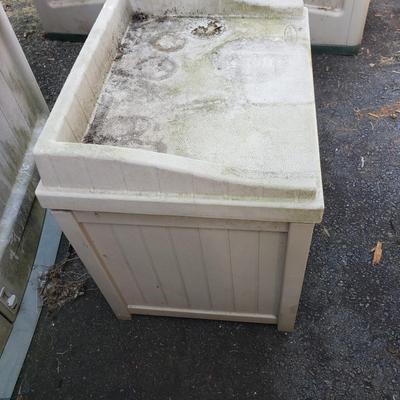 Suncast Outdoor Storage Cabinets (Y-KD)