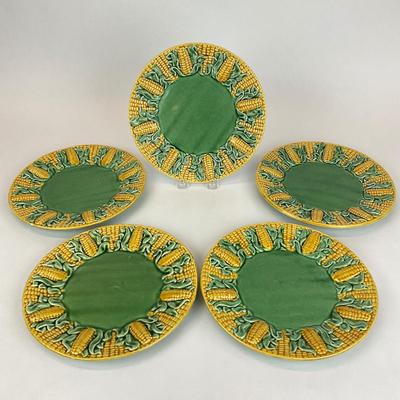 Sale Photo Thumbnail #551: There is a small chip on of the plates, please refer to chip photo
Measurements:
10” in diameter