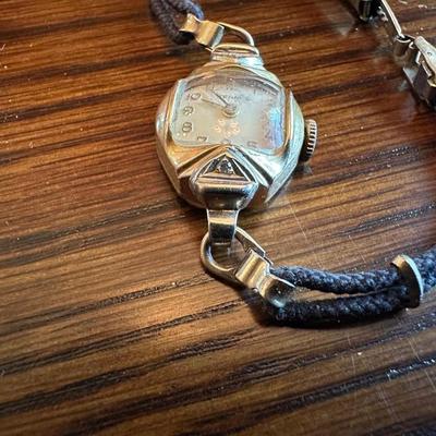 14K GOLD BENRUS WATCH