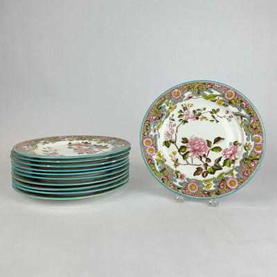 Sale Photo Thumbnail #585: paint is chipping around plates where the light blue trim is.
Measurements:
8.75” in diameter