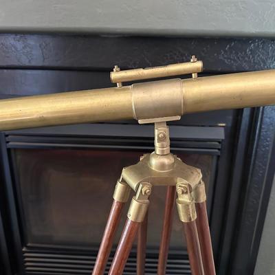 NAUTICAL BRASS ANTIQUE TELESCOPE ON A WOODEN TRIPOD