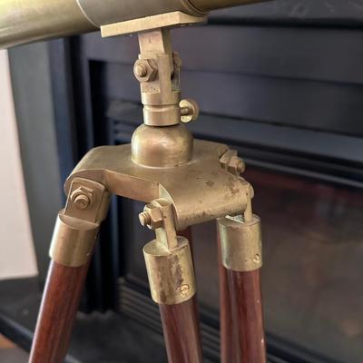 NAUTICAL BRASS ANTIQUE TELESCOPE ON A WOODEN TRIPOD