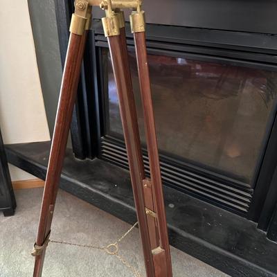 NAUTICAL BRASS ANTIQUE TELESCOPE ON A WOODEN TRIPOD