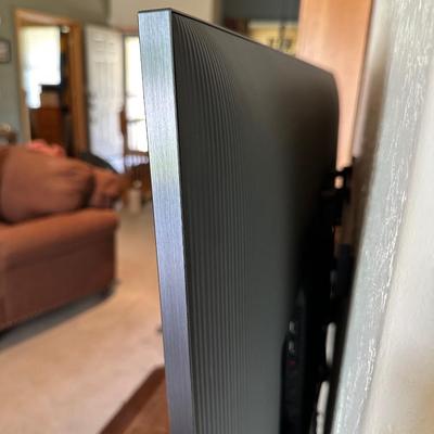 SAMSUNG 55" CLASS QLED 4K SMART TV WITH REMOTE, WALL MOUNT AND TV STAND (if you don't want to mount to a wall)