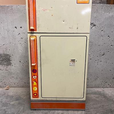 Sale Photo Thumbnail #26: Adorable metal fridge. 3 feet tall by 18 inches wide