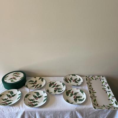 Restoration Hardware Holly Berry Dessert Plates and Plastic Serving Tray (DR)