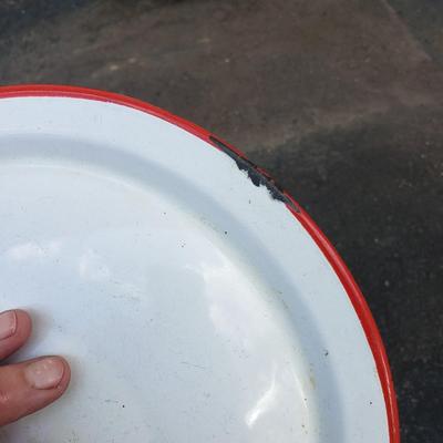 Enamel Ware Bowls, Pail, Bed Pans and More (G-KD)