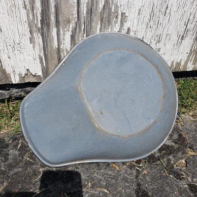 Enamel Ware Bowls, Pail, Bed Pans and More (G-KD)