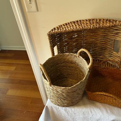Assorted Basket Lot of 6