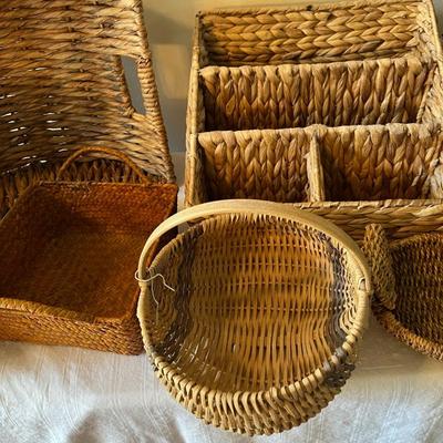 Assorted Basket Lot of 6