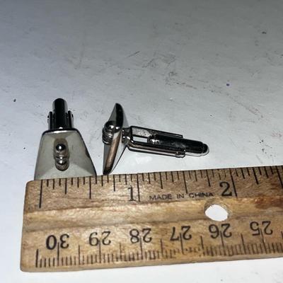 Silvertone mid-century triangle beaded cufflinks