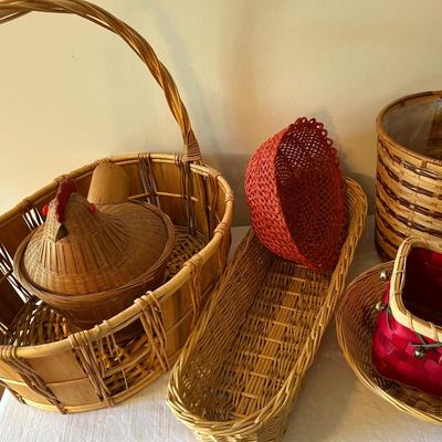 Assorted Basket Lot of 10 (DR)