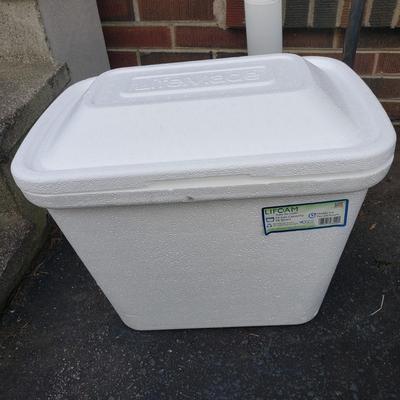Camping Gear: Rubbermaid Cooler, Radio Shack NOAA Radio, & More (G-KD)