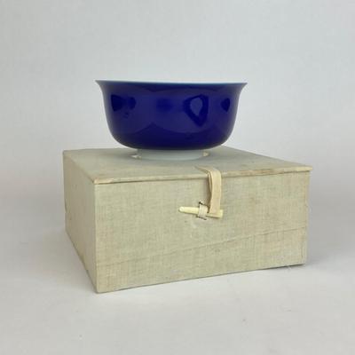 Sale Photo Thumbnail #616: Comes with Troika Box
Measurements:
5.5” in diameter, 2.25” in height