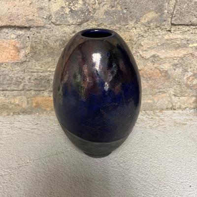 Sale Photo Thumbnail #59: Excellent Cobalt iridescent Roku Egg Vase