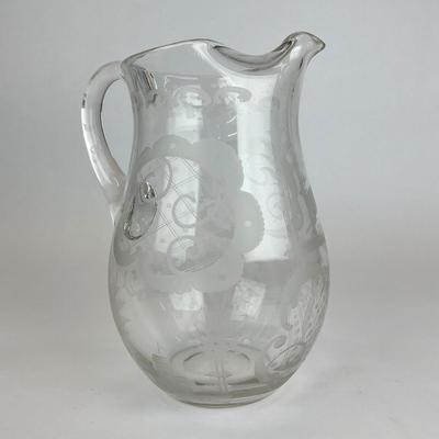 Sale Photo Thumbnail #639: Has a Deer and bird scene.
Measurements:
Bowls are 5” in diameter, 2.5” in height
Pitcher is 9.5” in height, 6.5” in body diameter
