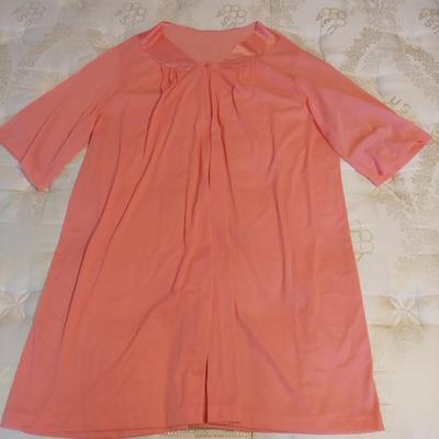Large Mixed Vintage Clothing Lot (B3-BBL)