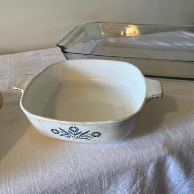 Assorted Baking Dishes (K)