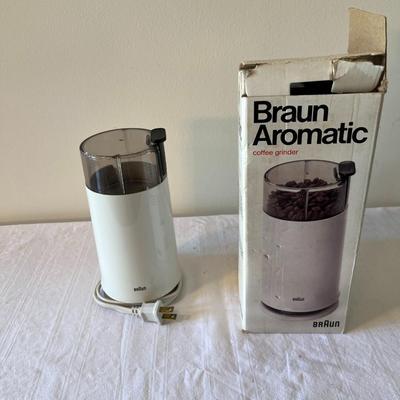 Braun Aromatic Coffee Grinder (K)