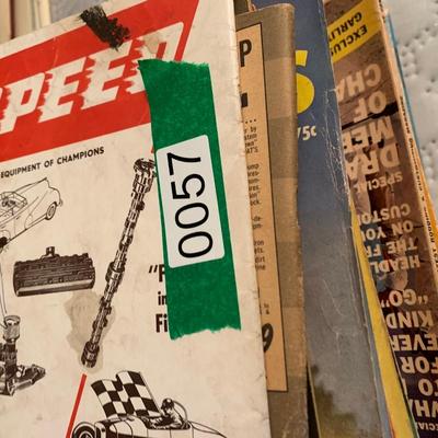 Vintage Lot - Hod Rod Car Racing Magazines