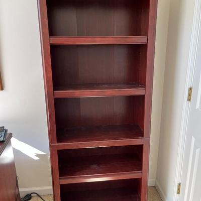 Bookcase (B3)