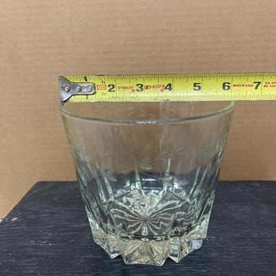 Sale Photo Thumbnail #98: Ice bucket and 10 iced tea glasses