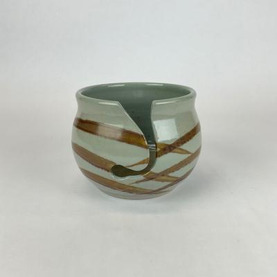 Sale Photo Thumbnail #679: Measurements:
5” in height, 6” in diameter