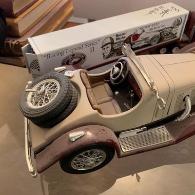 Die Cast Car / Truck Lot