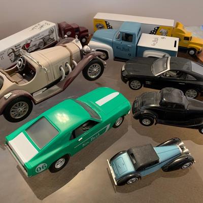 Die Cast Car / Truck Lot