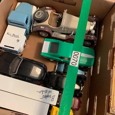 Die Cast Car / Truck Lot