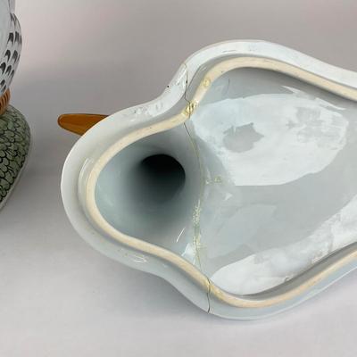 Sale Photo Thumbnail #688: Made in France
The lid has a large crack across which was repaired
Measurements:
16” in length, 9” in width, 16” in height