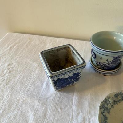 Blue and White Ceramic Decor (K)