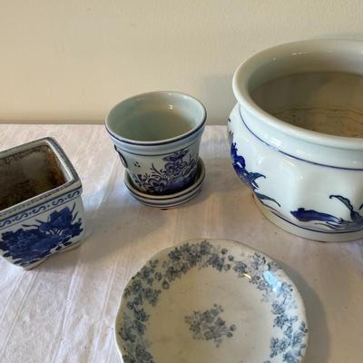 Blue and White Ceramic Decor (K)