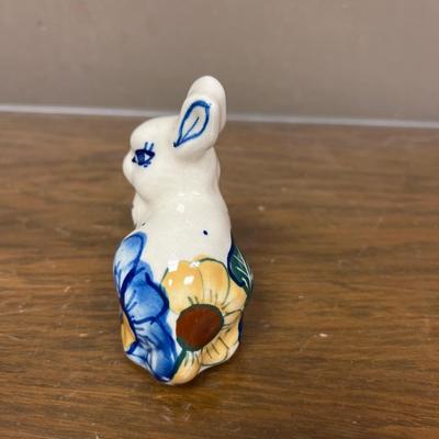 Nice Ceramic Flower Bunny