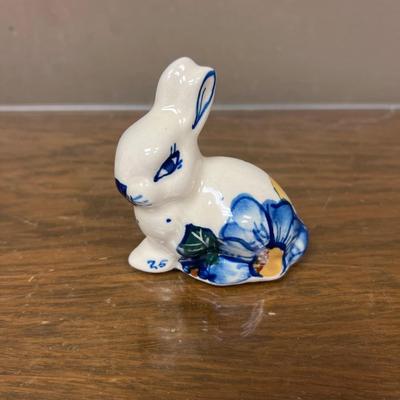 Nice Ceramic Flower Bunny