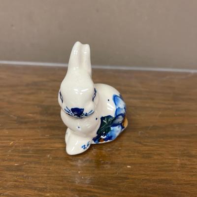 Nice Ceramic Flower Bunny