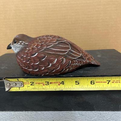 Sale Photo Thumbnail #134: Ironwood hawk, bobwhite quail decoy, goose candle and Stone Critters barn owl
