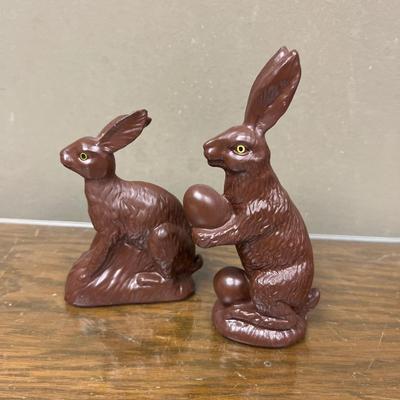 Nice Lot of 2 Ceramic Brown Bunnys