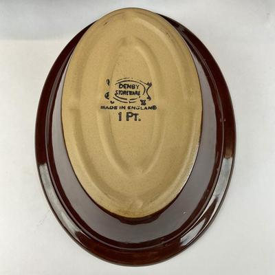 Sale Photo Thumbnail #739: Comes with 6” oval stoneware  pie dish, and Corningware handled pot with lid
Measurements:
Large pan is 15.75” in diameter
Handled corningware is 4” in height, 8.75” in diameter